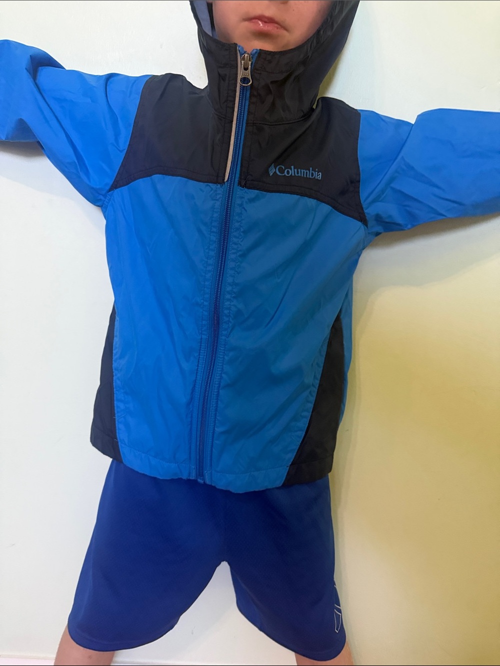 Columbia Kids Hooded Windbreaker Jacket in Blue and Navy